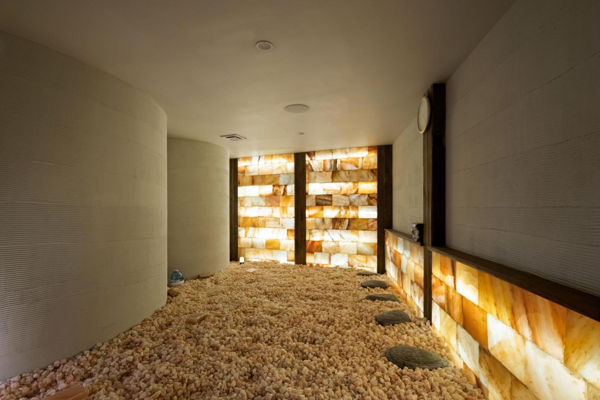 Hotel Emporium South Bank 5*